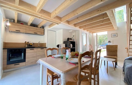 La Baule-Escoublac House | Cozy House with Private Garden and Parking - Quiet Area Near La Baule, Sleeps 4