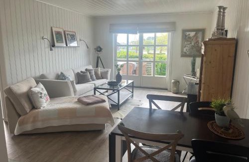 Tonsberg House | Cozy house with sea view at Husvik, 3 bedrooms