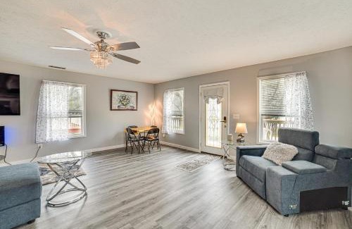 Rome House | Cozy Illinois Retreat with Home Gym and River Views!