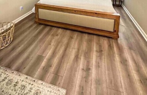 Summit Station House | Cozy King 4/2b great for family, work & groups