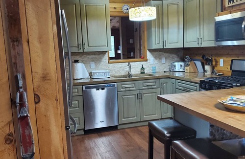 Kalkaska Cabin | Cozy lake front cabin on 6 private acres