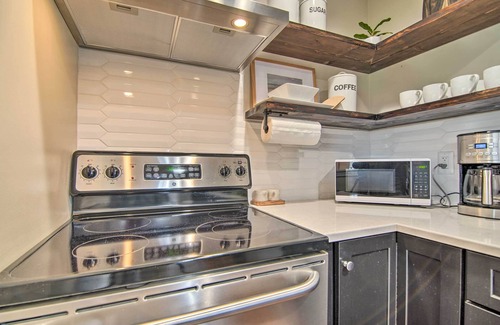 Lake Geneva Condo | Cozy Lake Geneva Retreat with Year-Round Views!