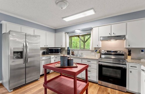 Dogwood House | Cozy Lake Home - Lake Bob Sandlin - Lake Monticello - Lake Cypress Springs