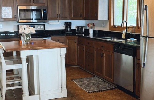 Crosby Cabin | Cozy Lake House/Cabin on Serpent Lake. Sleeps 12, Cuyuna Trail, Sept-April