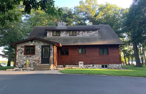 Crosby Cabin | Cozy Lake House/Cabin on Serpent Lake. Sleeps 12, Cuyuna Trail, Sept-April