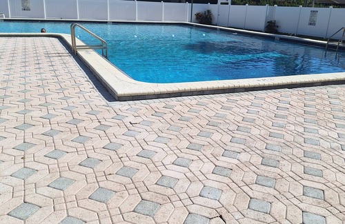 Pompano Beach Condo | Cozy Lake view King bedroom full bathroom includes fitness room,and pool.