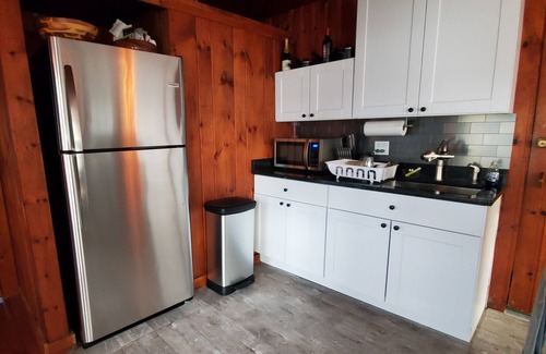 Walton Park House | 🔥Cozy Lakefront Cabin🔥