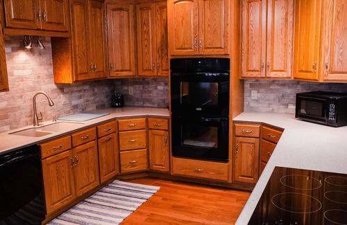 Lake of the Ozarks House | Cozy Lakehouse perfect for friends and family!