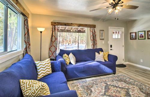 Pinetop-Lakeside House | Cozy Lakeside Cabin Walk to Rainbow Lake!