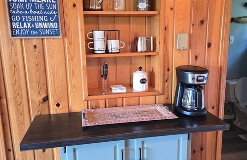 Three Rivers Cottage | Cozy lakeside home in Three Rivers, great for an outdoorsy bunch!