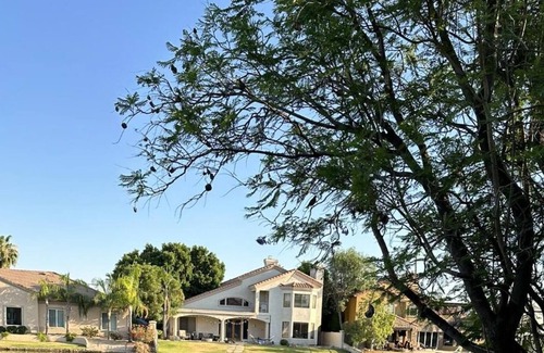Val Vista Lakes Apartment | Cozy Lakeside Retreat on Val Vista Lake