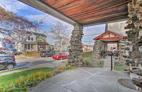 Upper Darby Apartment | Cozy Large 1 Bedroom with Open Floor Plan