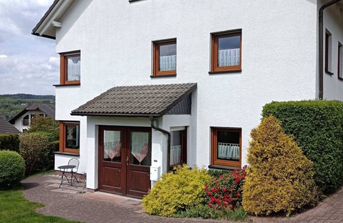 Bad Berleburg Condo | Cozy large apartment, near the city center but still close to the forest