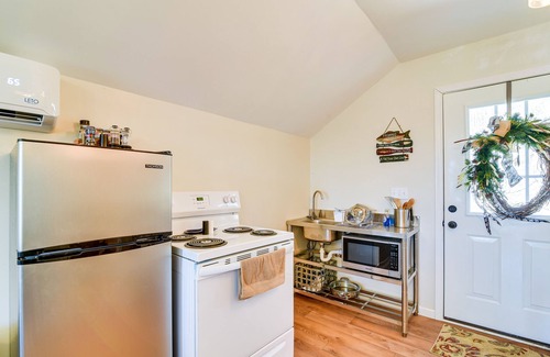 Sharon Grove Apartment | Cozy Lewisburg Getaway w/Deck + Lake Access!