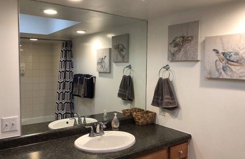 Lexington House | Cozy Lexington 2-Bedroom Ranch House