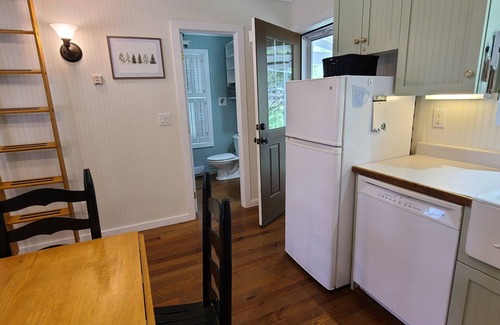 Altamont Cottage | Cozy Linville River Cottage-Newland, NC "Mountain Thyme"