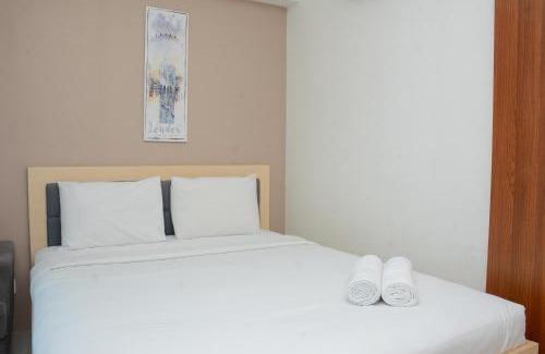 Pekayon Jaya Apartment | Cozy Living 1BR at Grand Kamala Lagoon Apartment By Travelio