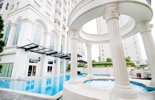 Permata Hijau Apartment | Cozy Living 1BR The Bellezza Apartment By Travelio
