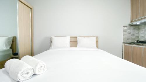 Cinere Apartment | Cozy Living and Homey Studio Room Cinere Resort Apartment By Travelio