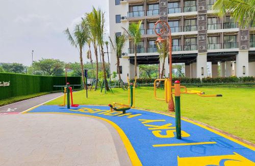 Bumi Serpong Damai Apartment | Cozy Living Studio Sky House BSD Apartment near AEON Mall By Travelio