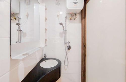 Bumi Serpong Damai Apartment | Cozy Living Studio Sky House BSD Apartment near AEON Mall By Travelio