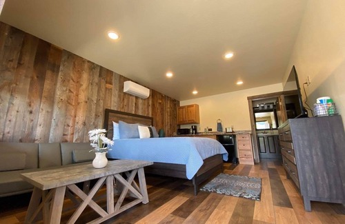 Gardiner Cabin | Cozy lodge with 1 bedroom and WiFi, AC in pleasant Gardinern