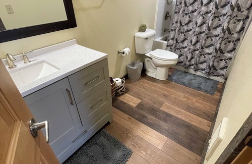 Gardiner Cabin | Cozy lodge with 1 bedroom and WiFi, AC in pleasant Gardinern
