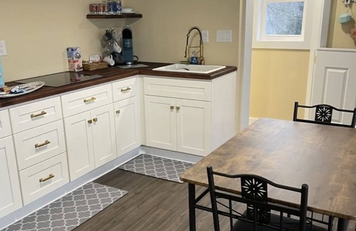 Shawanese Apartment | Cozy Loft Apartment at Harveys Lake-PET FRIENDLY