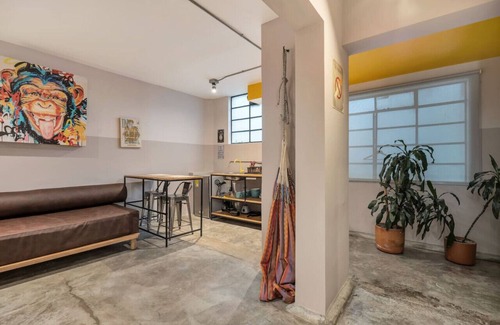 Astorga Apartment | Cozy Loft Apartment in Manila with kitchenette