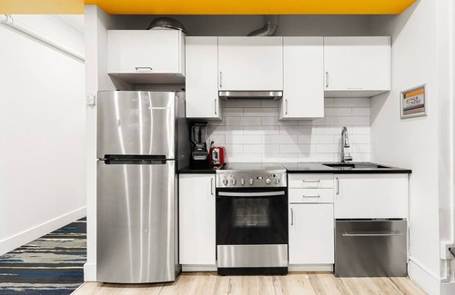 Downtown Montreal Apartment | Cozy loft in the heart of downtown