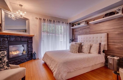 Piedmont Apartment | Cozy Loft in the Heart of St-Sauveur Village!
