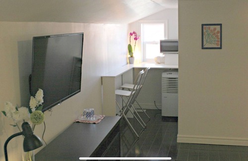 Trinity - Bellwoods House | Cozy Loft next to Kensington Market