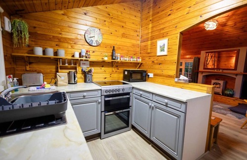 Ffestiniog Cabin | Cozy Log Cabin 346 - Rural Mid Wales