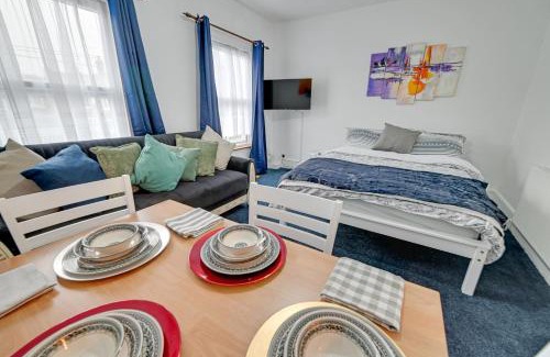Northumberland Park Apartment | Cozy London Apartment with Great Views