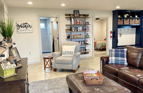 Valley Mills Other | Cozy Longhorn get-a-way! Country atmosphere close to Waco.