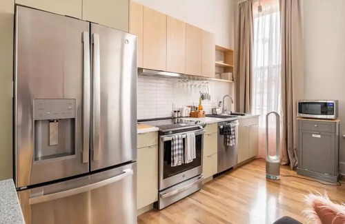 Over-the-Rhine Condo | Cozy Luxe Loft w/Free Parking in Heart of City