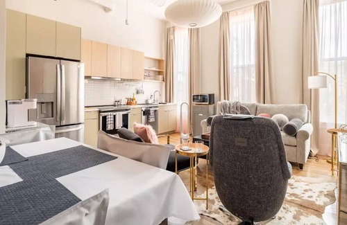 Over-the-Rhine Condo | Cozy Luxe Loft w/Free Parking in Heart of City
