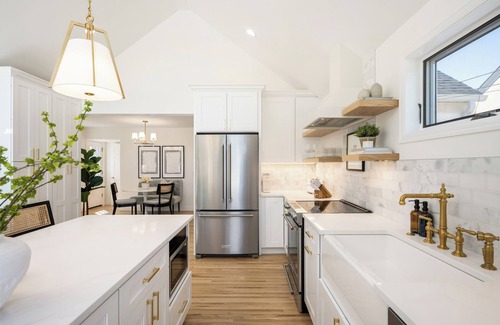 Fulton House | Cozy Luxury at 50th & France
