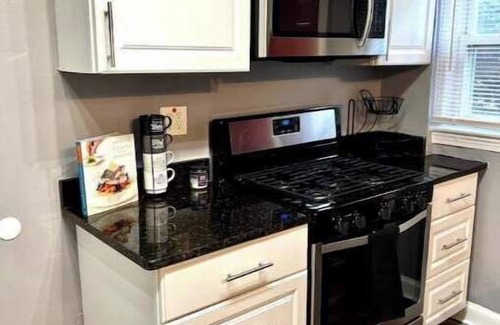 Washington House | Cozy Luxury Gem Mins from NavyYard/Nat’l Harbor
