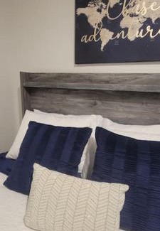 Auburn Apartment | Cozy Luxury Living in Auburn, Your Stylish Escape - 2BD 1BA Apartment, Free Parking, WiFi & Balcony!