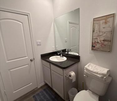 Magnolia House | Cozy Magnolia 4BR 3BA Family Home Retreat
