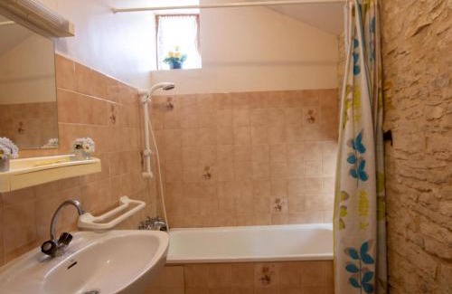 Saint-Pantaly-d'Ans House | Cozy maison de campagne avec jardin privé, proche Périgueux, pêche et randonnées - FR-1-616-91