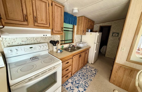 North Fort Myers House | Cozy mobile home in charming North Fort Myers with AC, WiFi