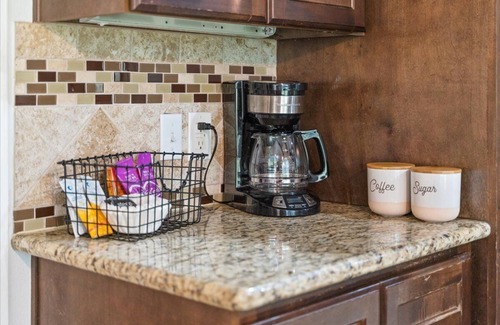 Round Rock West House | Cozy Modern 3 Bed 2 Bath Home - Round Rock/Austin