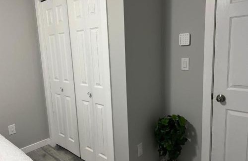 Fort Gary House | Cozy Modern and Lavish 1 Bedroom Basement Suite