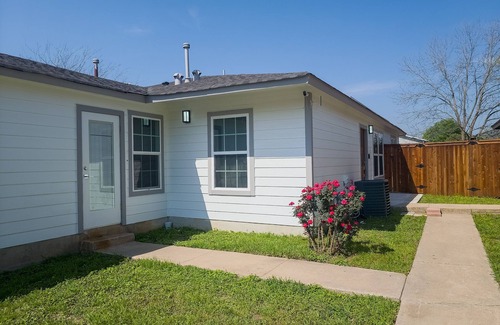 Austin House | Cozy modern house - Near SXSW and other events