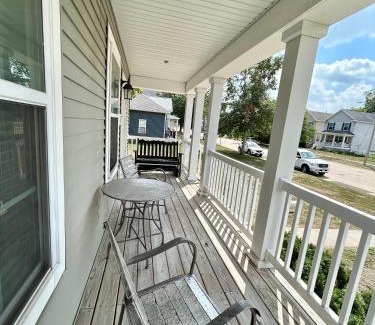 Cedar Rapids House | Cozy Modern Newbo Area Home