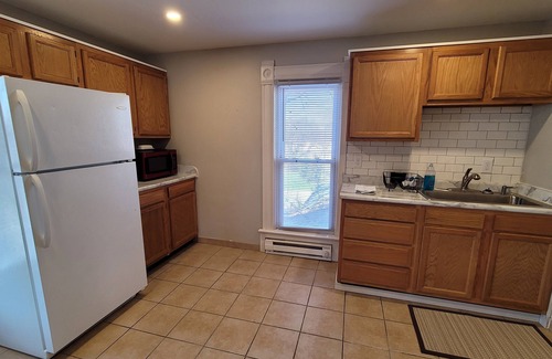 Willmar Apartment | Cozy Modern Upstairs Apartment