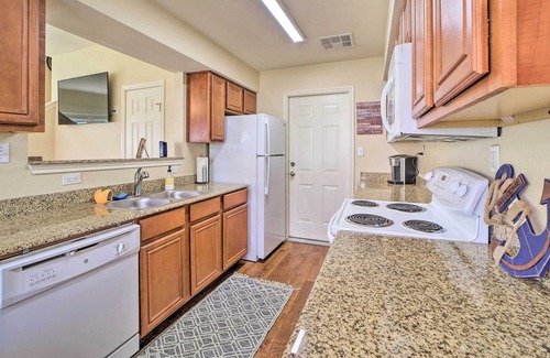 Afton House | Cozy Monkey Island Home Near Golf & Resort!