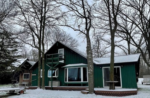 Darwin Cabin | Cozy, Moody, Tranquil Cabin on Beautiful Lake Manuella in Darwin Minnesota